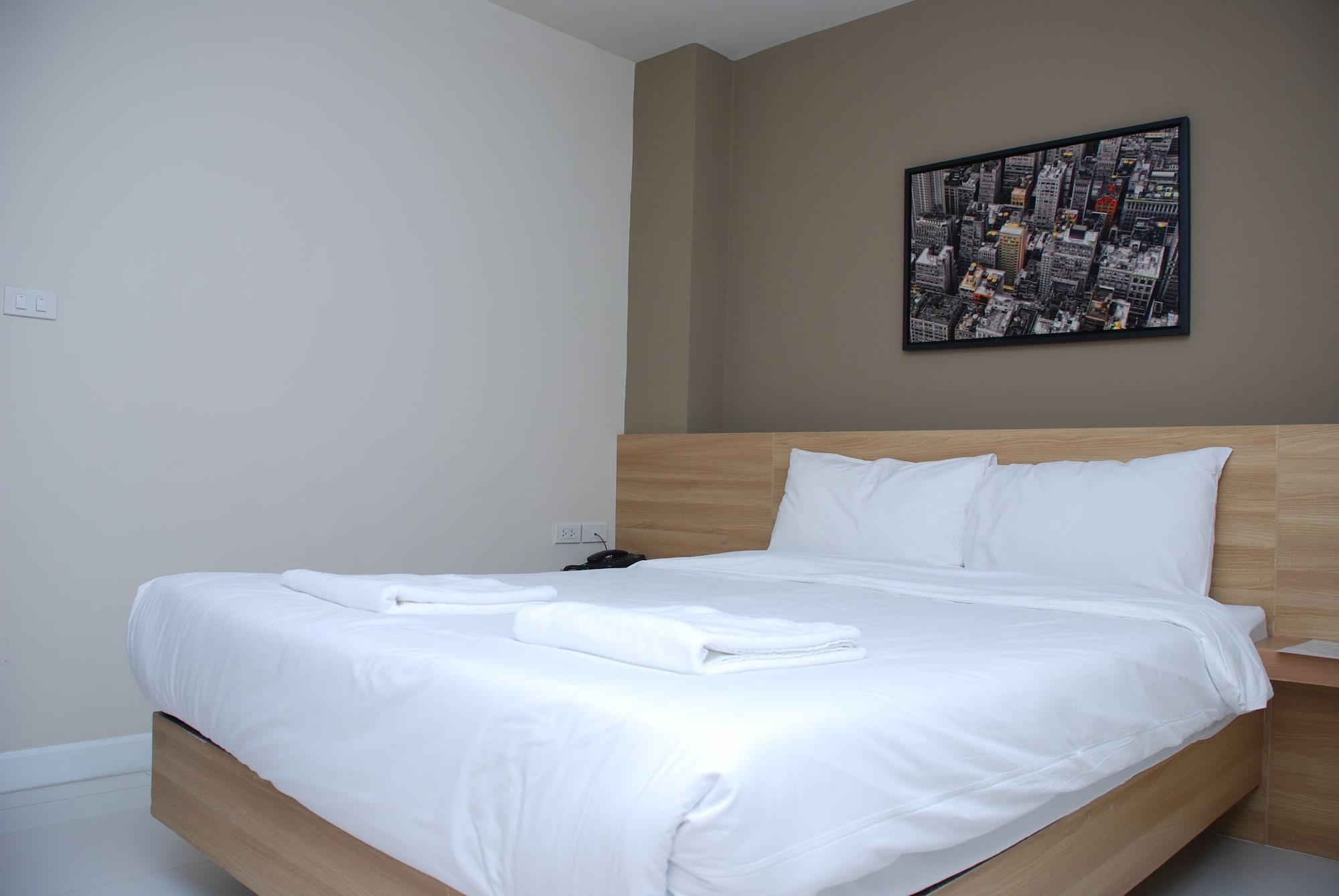 Portico Residence Ratchada 36 Nonthaburi Exterior photo