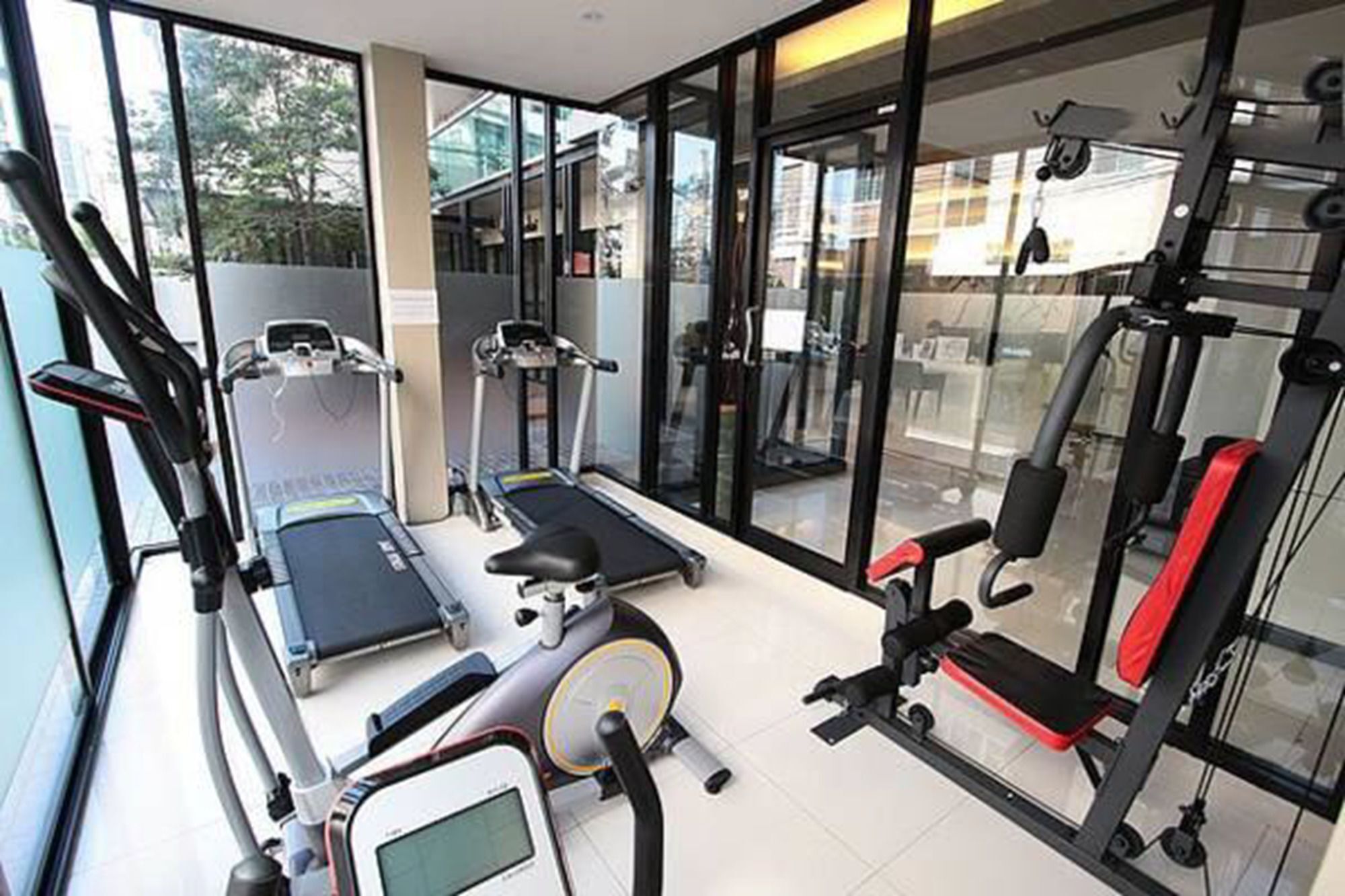 Portico Residence Ratchada 36 Nonthaburi Exterior photo